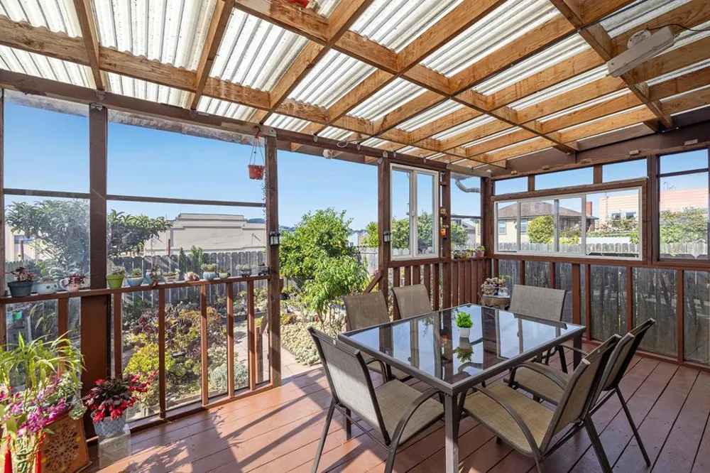 844 Brunswick Street San Francisco, CA 94112