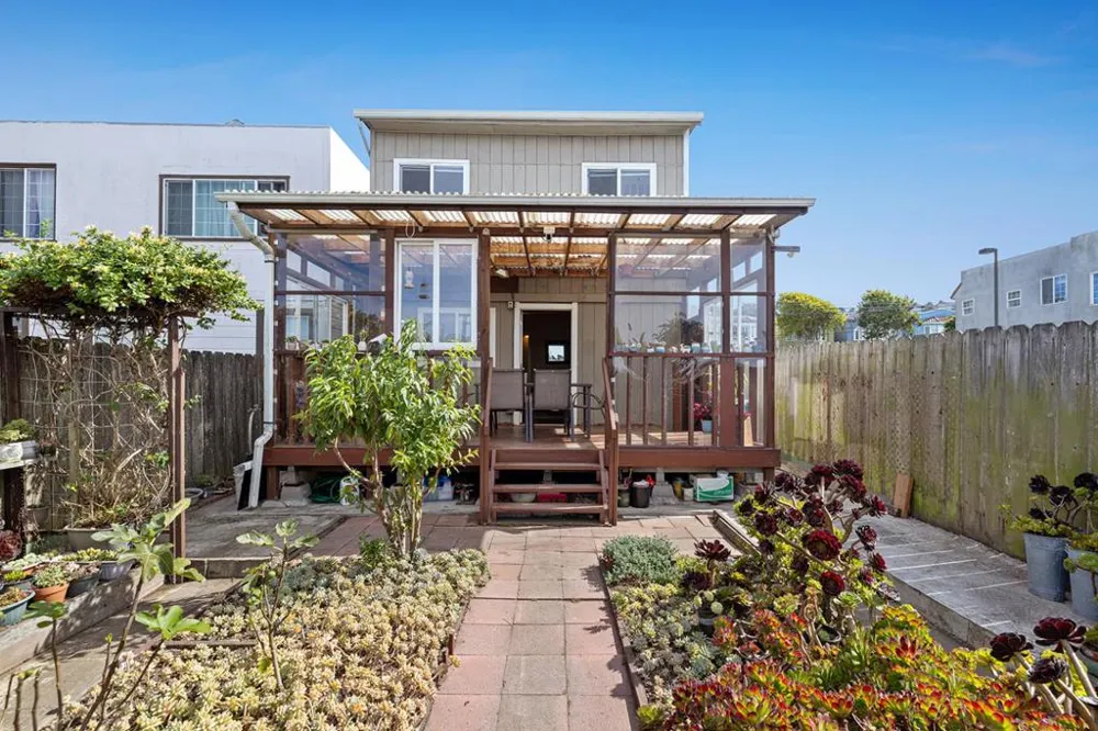 844 Brunswick Street San Francisco, CA 94112