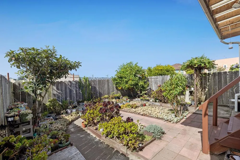 844 Brunswick Street San Francisco, CA 94112