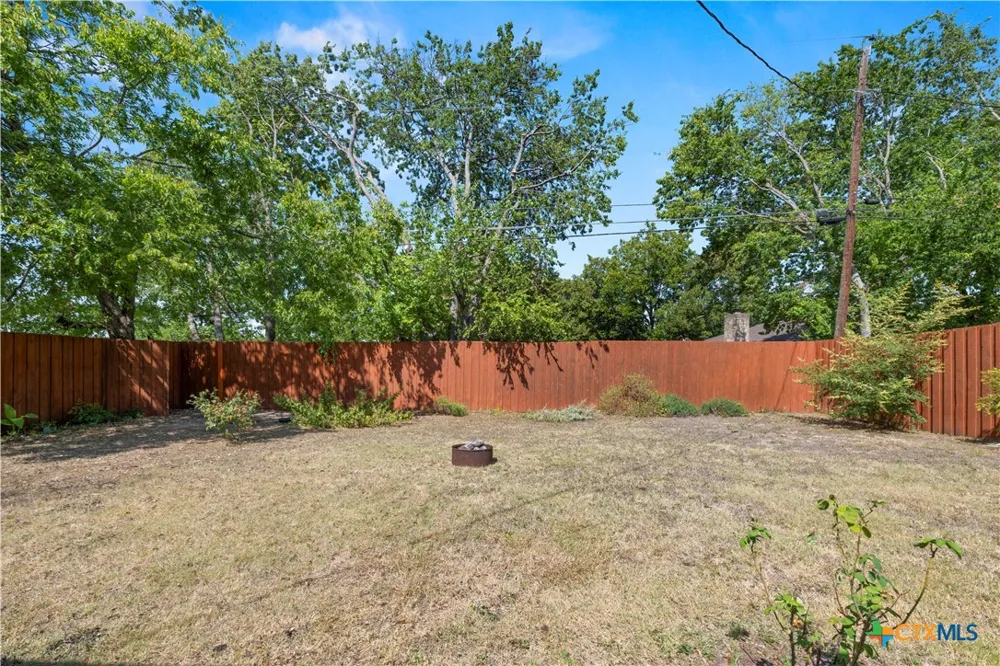 1009 Cedar Drive Killeen, TX 76543