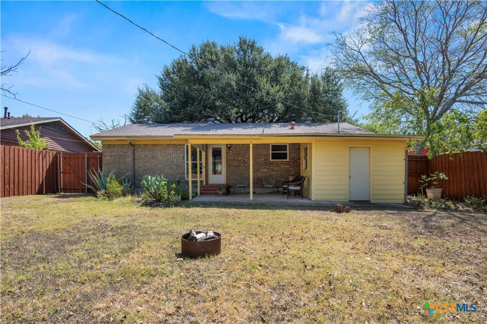 1009 Cedar Drive Killeen, TX 76543