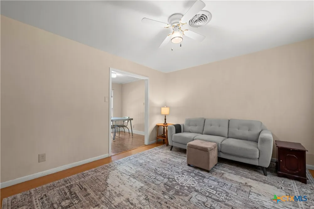 1009 Cedar Drive Killeen, TX 76543