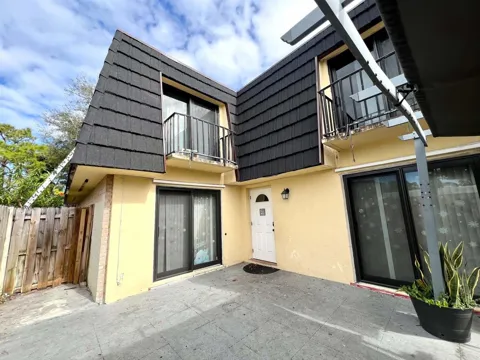 295 Woodland Road