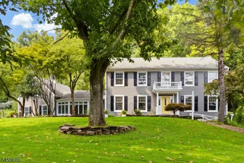 6 Fawn Ridge Rd