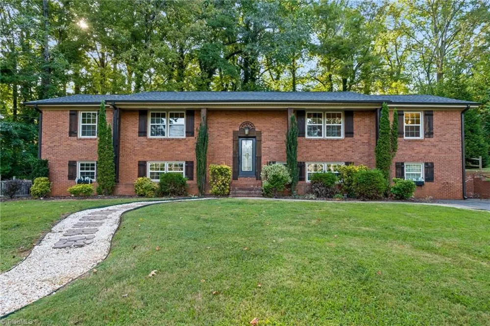 1048 Pine Lake Drive Winston-Salem, NC 27105