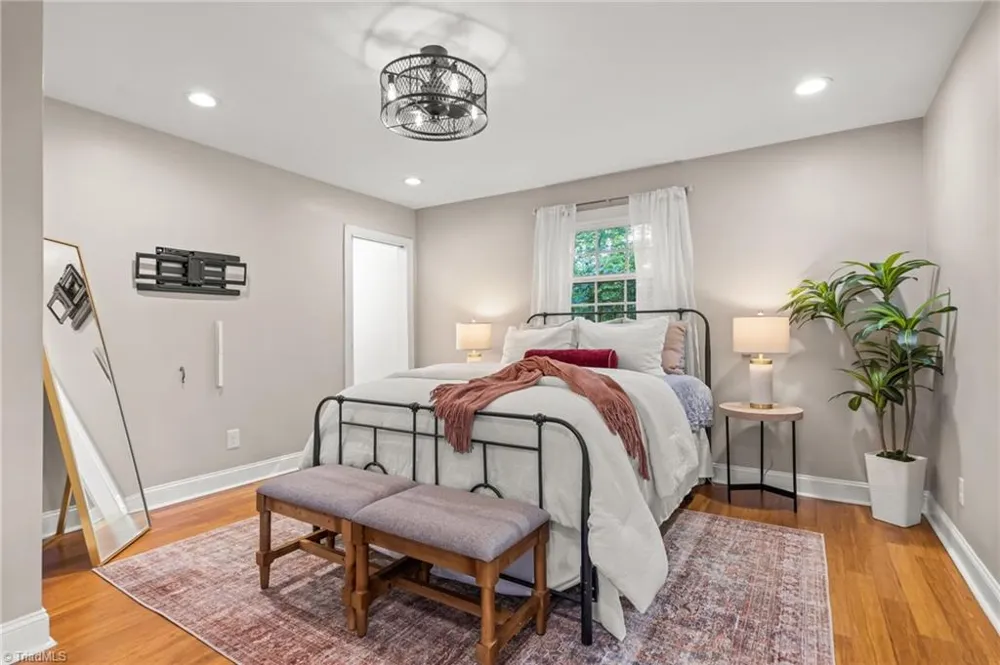 1048 Pine Lake Drive Winston-Salem, NC 27105