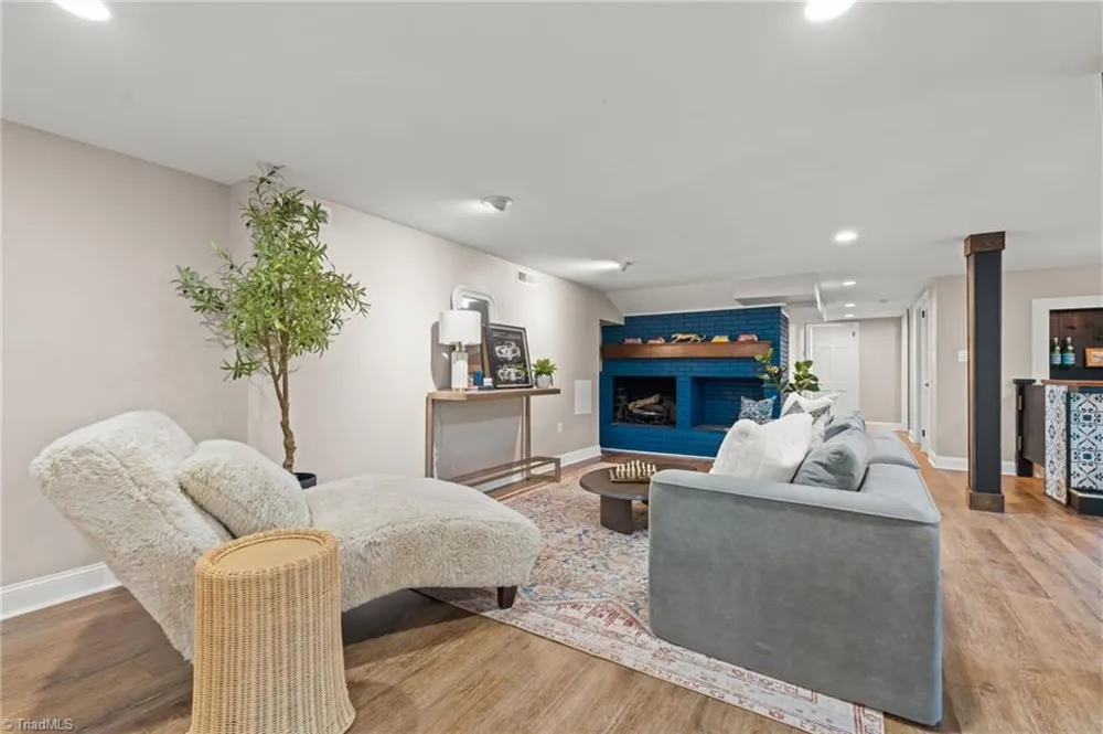 1048 Pine Lake Drive Winston-Salem, NC 27105