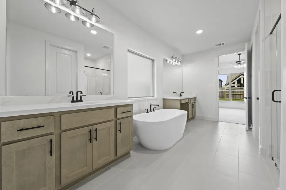 7401 Desert Needle Drive Lago Vista, TX 78645