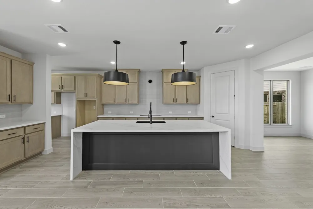 7401 Desert Needle Drive Lago Vista, TX 78645