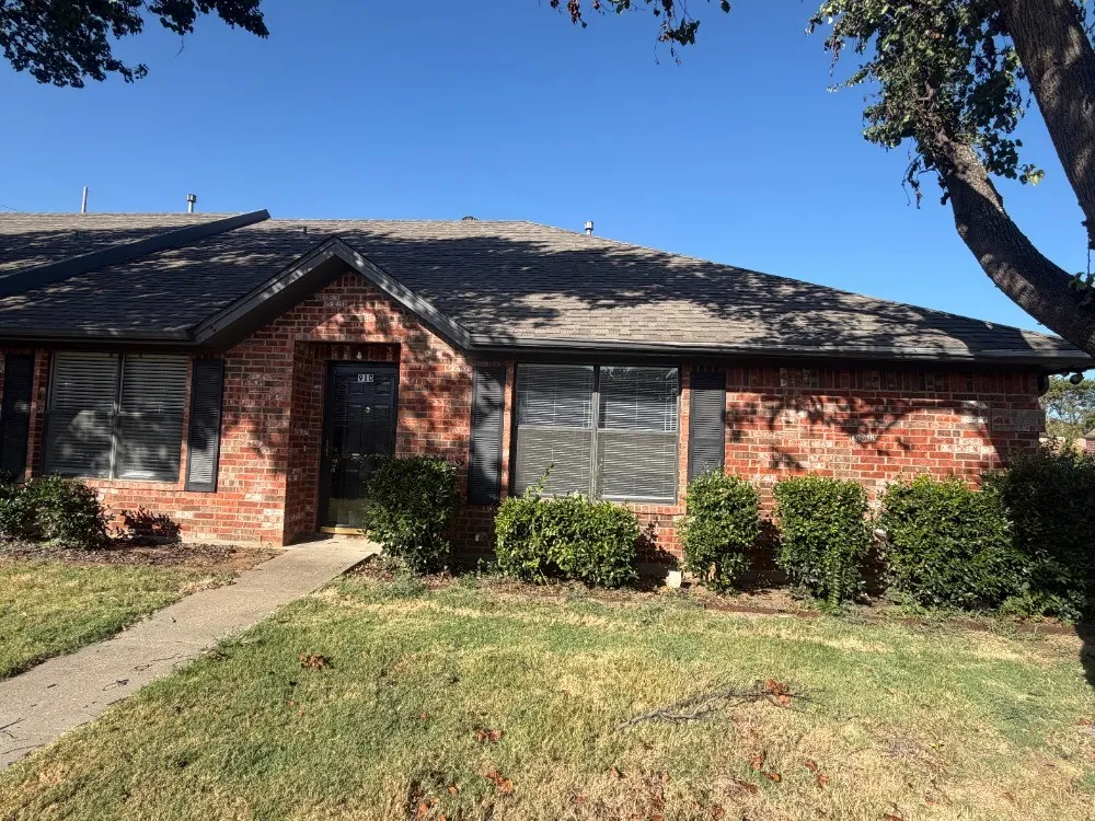 910 Austin Weatherford, TX 76086