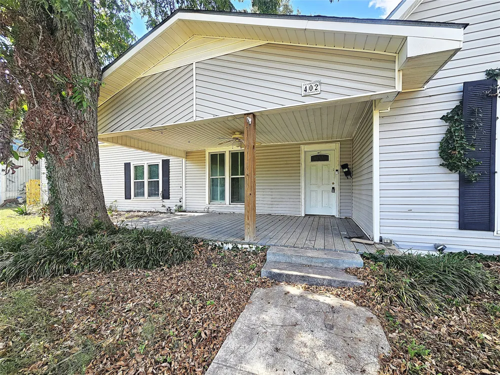 402 E State Street Groesbeck, TX 76642