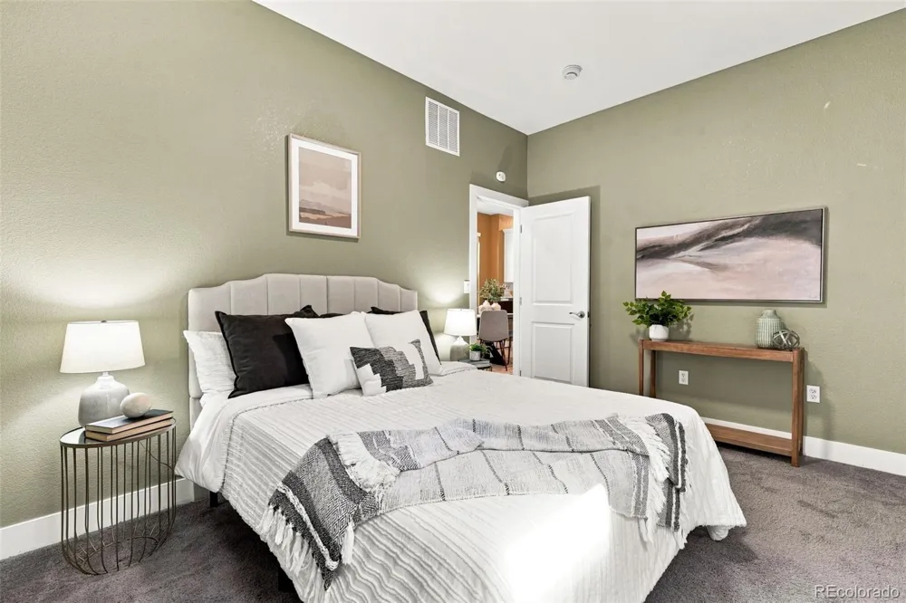 2928 High Street Denver, CO 80205
