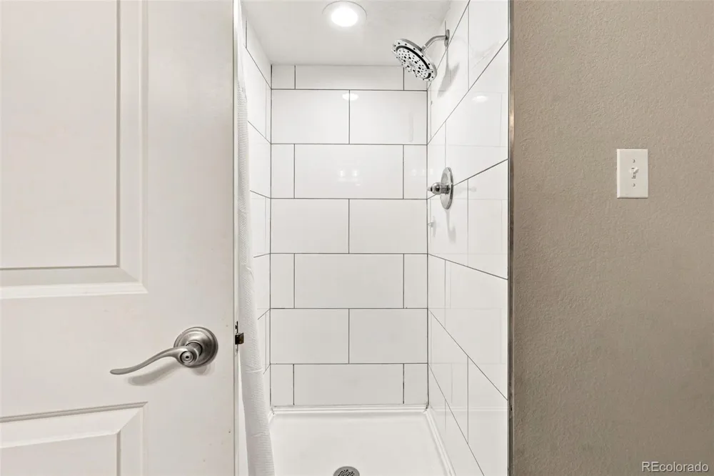 2928 High Street Denver, CO 80205