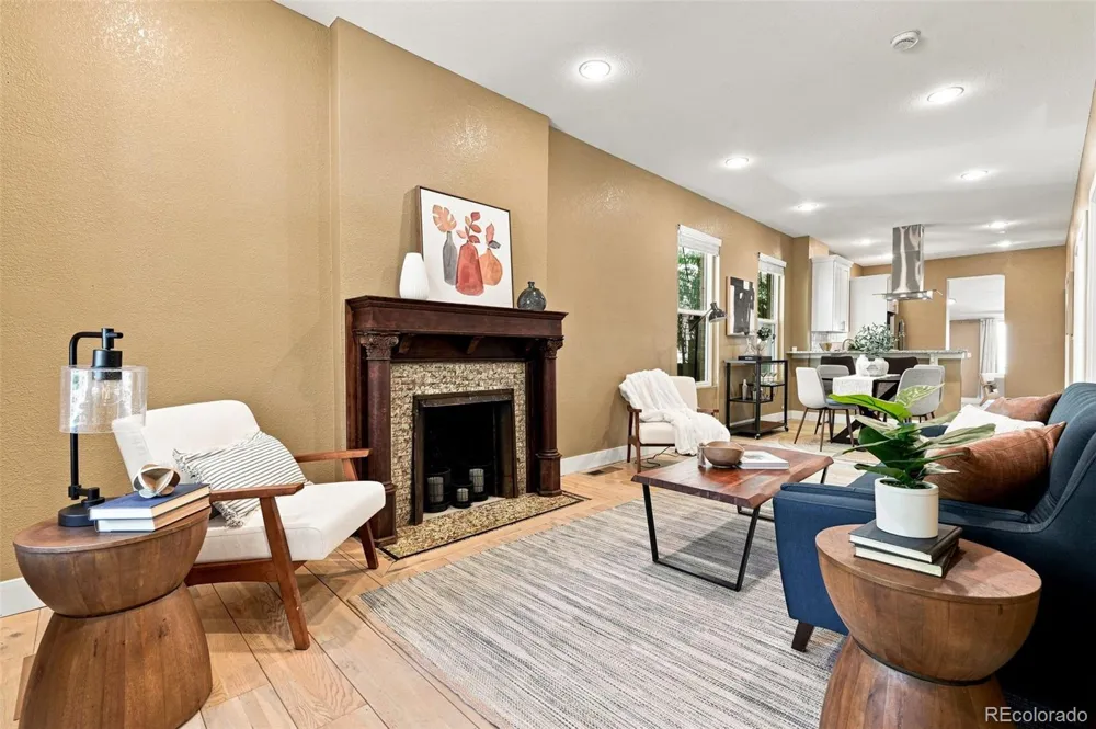 2928 High Street Denver, CO 80205