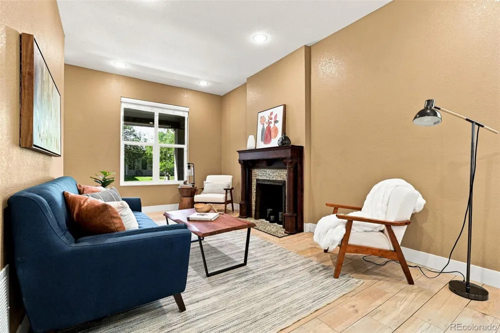 2928 High Street Denver, CO 80205