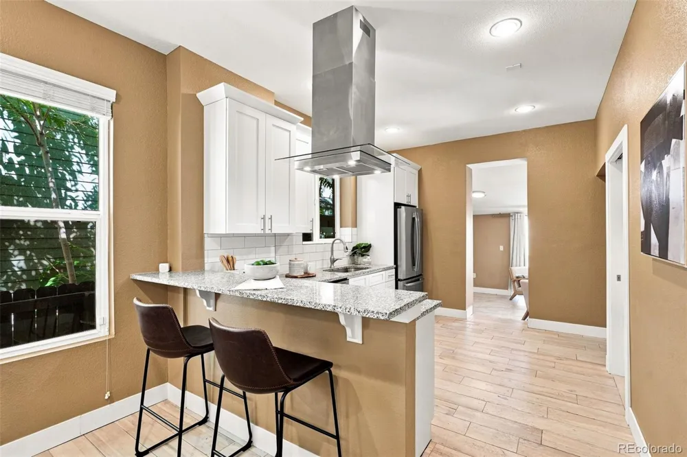 2928 High Street Denver, CO 80205
