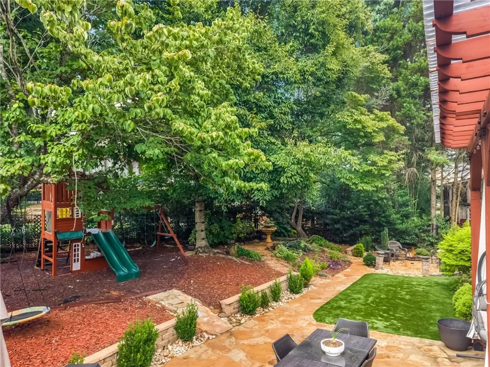 2744 Fairway Knoll Court Dacula, GA 30019