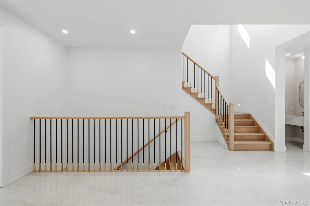 41 Saddle River Road #216 Monsey, NY 10952