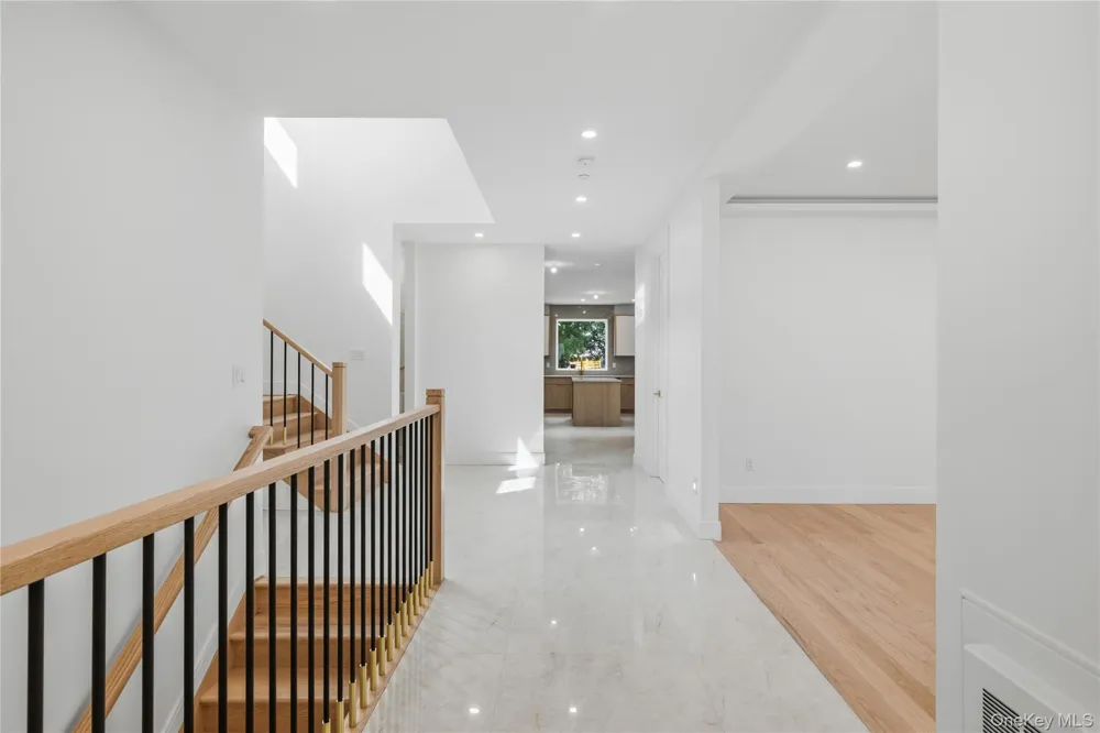 41 Saddle River Road #216 Monsey, NY 10952