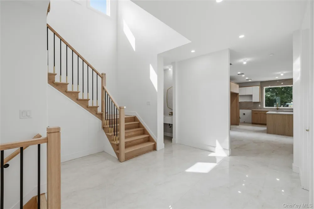41 Saddle River Road #216 Monsey, NY 10952