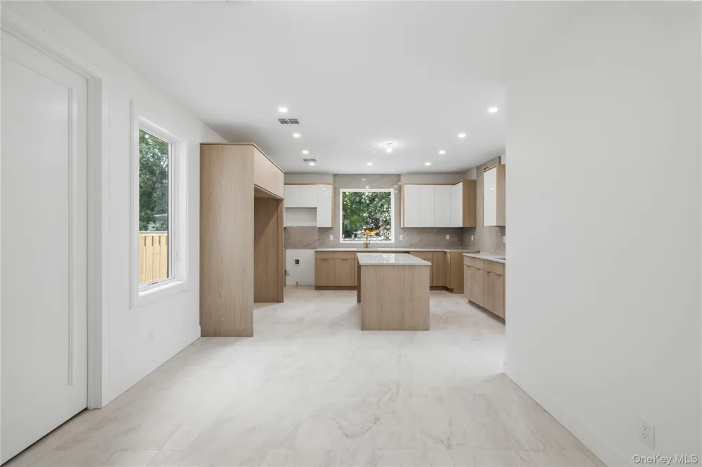 41 Saddle River Road #216 Monsey, NY 10952