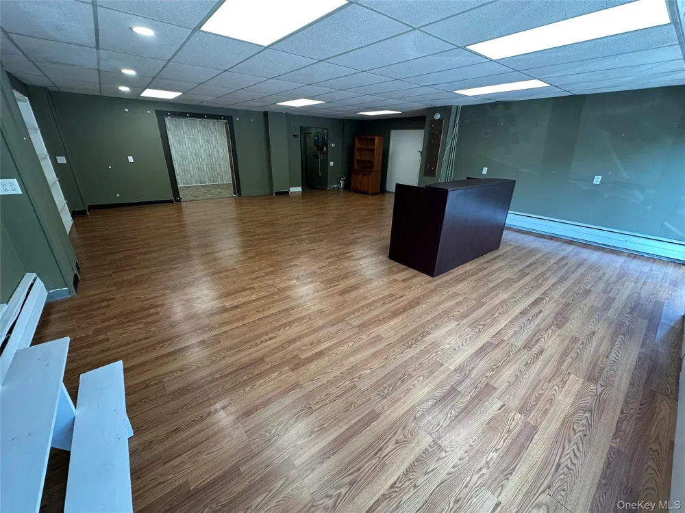 2466 Route 302 Middletown, NY 10941