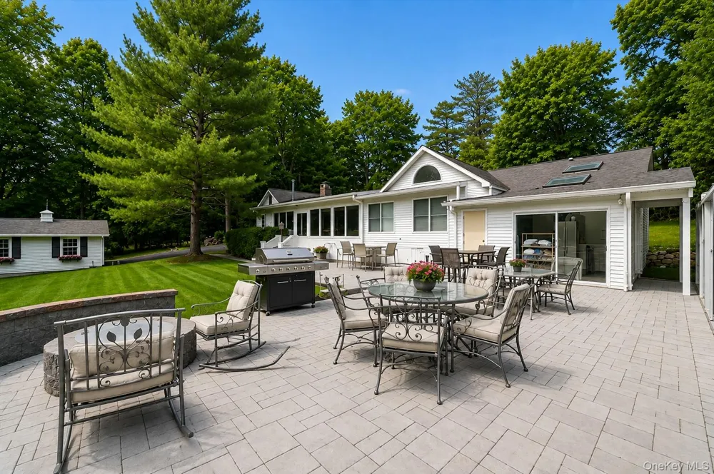 2308 Broad Street Yorktown Heights, NY 10598