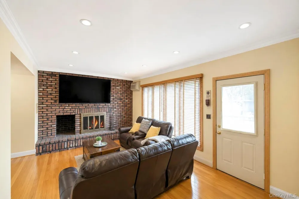 3455 Howard Boulevard Baldwin, NY 11510