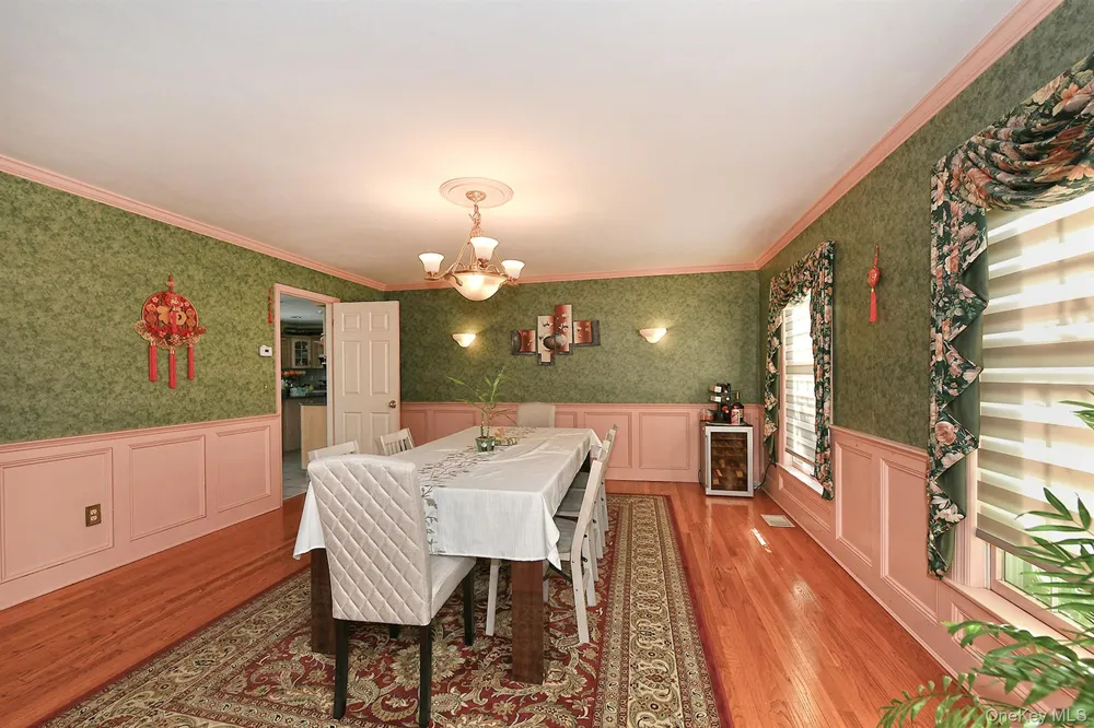 7 Saw Mill Lane Cold Spring Harbor, NY 11724