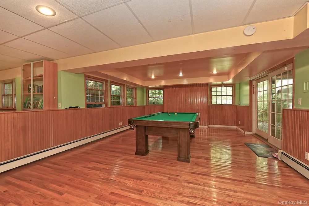 7 Saw Mill Lane Cold Spring Harbor, NY 11724