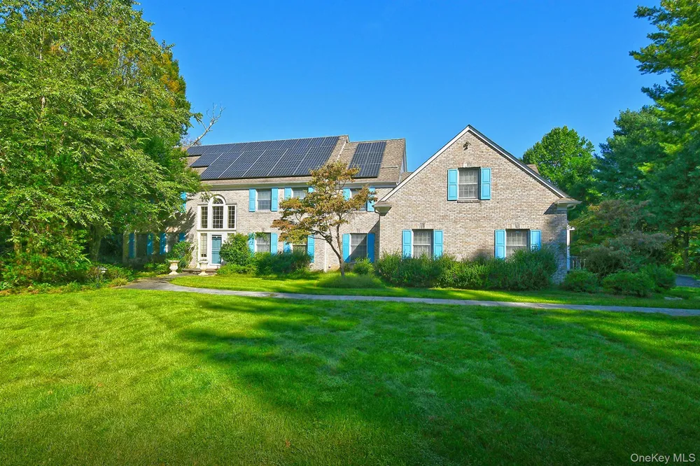 7 Saw Mill Lane Cold Spring Harbor, NY 11724