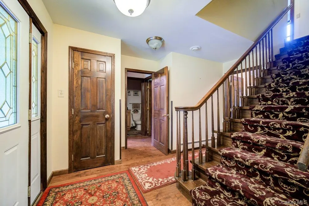 38 Nine Partners Road Staatsburg, NY 12580