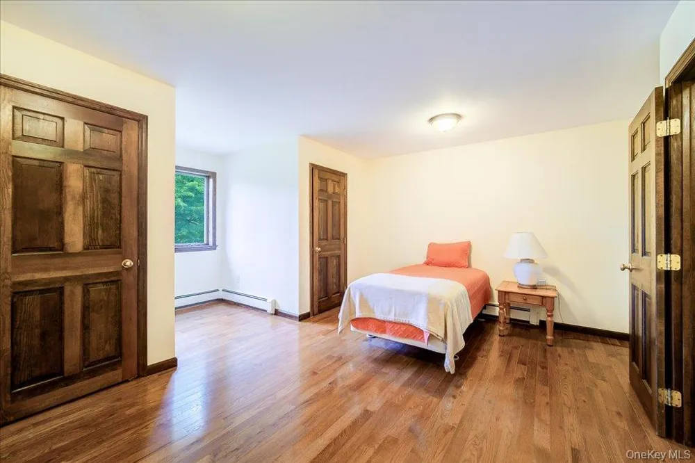 38 Nine Partners Road Staatsburg, NY 12580