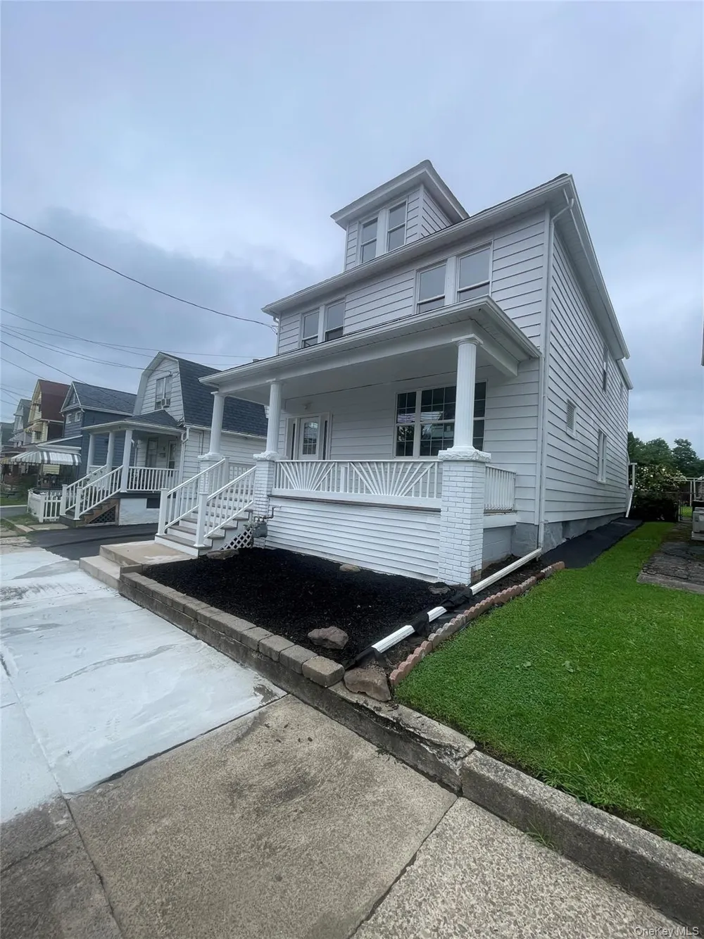 42 knox Street Call Listing Agent, PA 18706