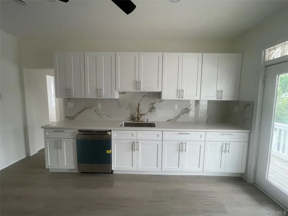 42 knox Street Call Listing Agent, PA 18706