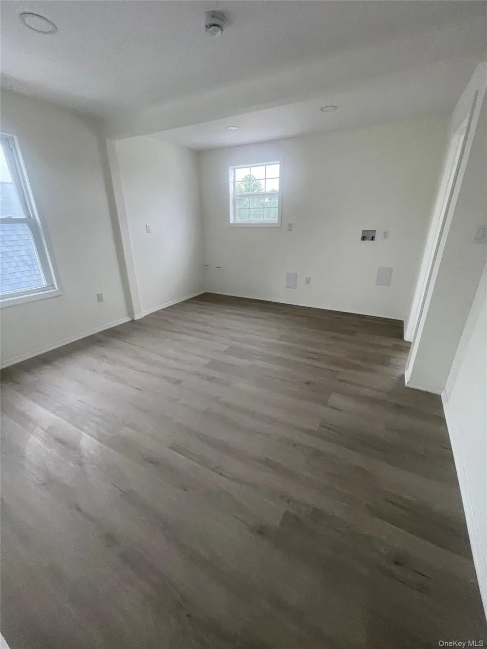 42 knox Street Call Listing Agent, PA 18706