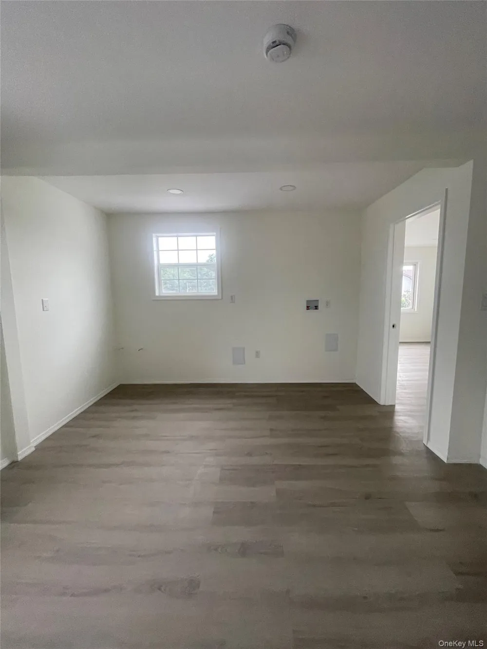 42 knox Street Call Listing Agent, PA 18706
