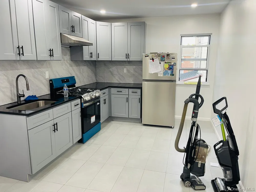 1618 Glover Street #2nd Floor Bronx, NY 10462