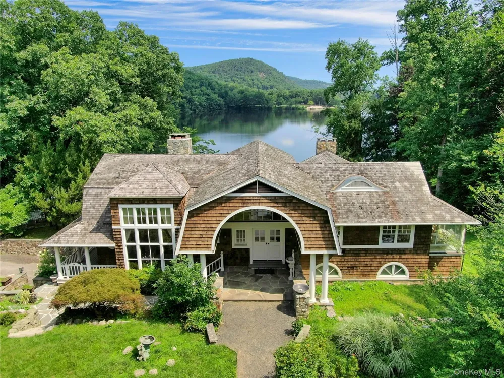 12 Lorillard Road Tuxedo Park, NY 10987