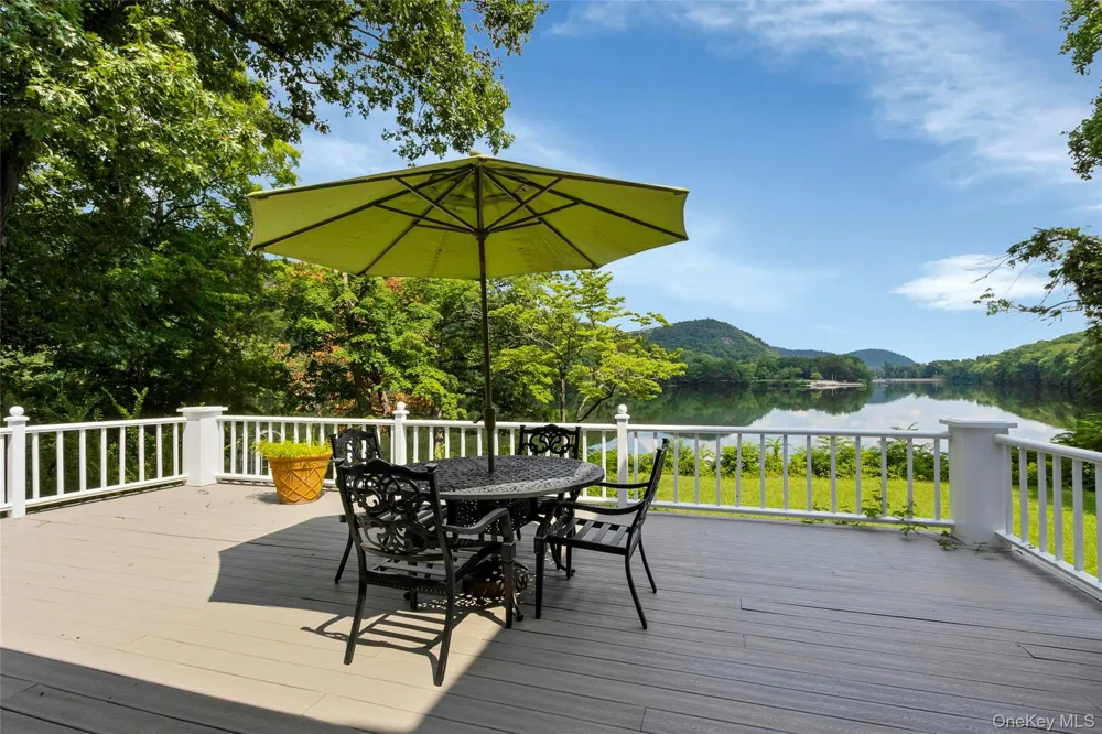 12 Lorillard Road Tuxedo Park, NY 10987