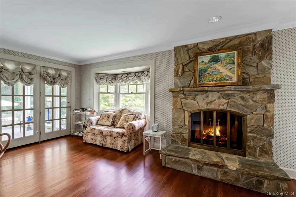 12 Lorillard Road Tuxedo Park, NY 10987