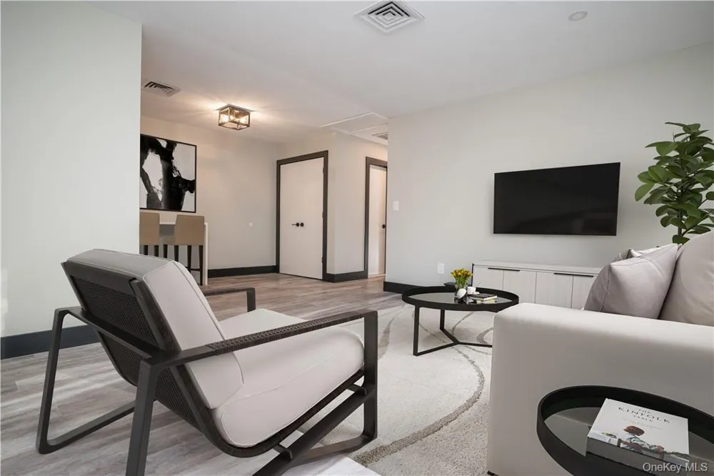 8-12 S Boulevard #12-202 Nyack, NY 10960