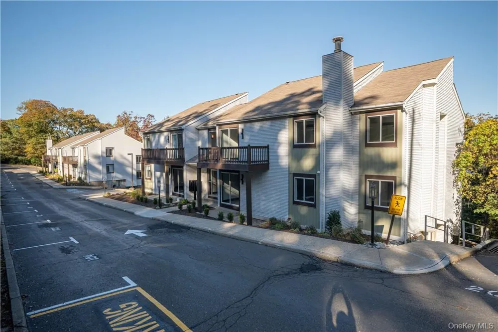8-12 S Boulevard #12-202 Nyack, NY 10960