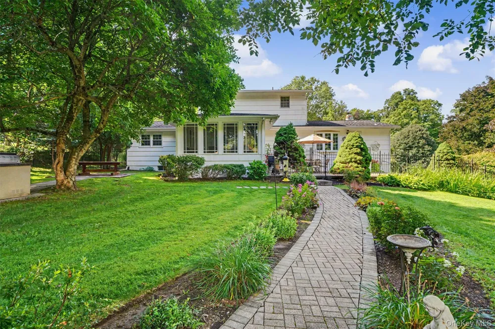730 Fieldstone Court Yorktown Heights, NY 10598