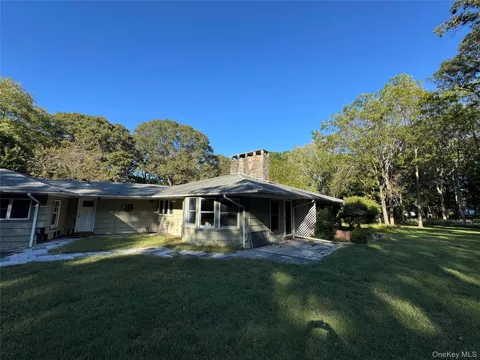 33 Mount Sinai Coram Road