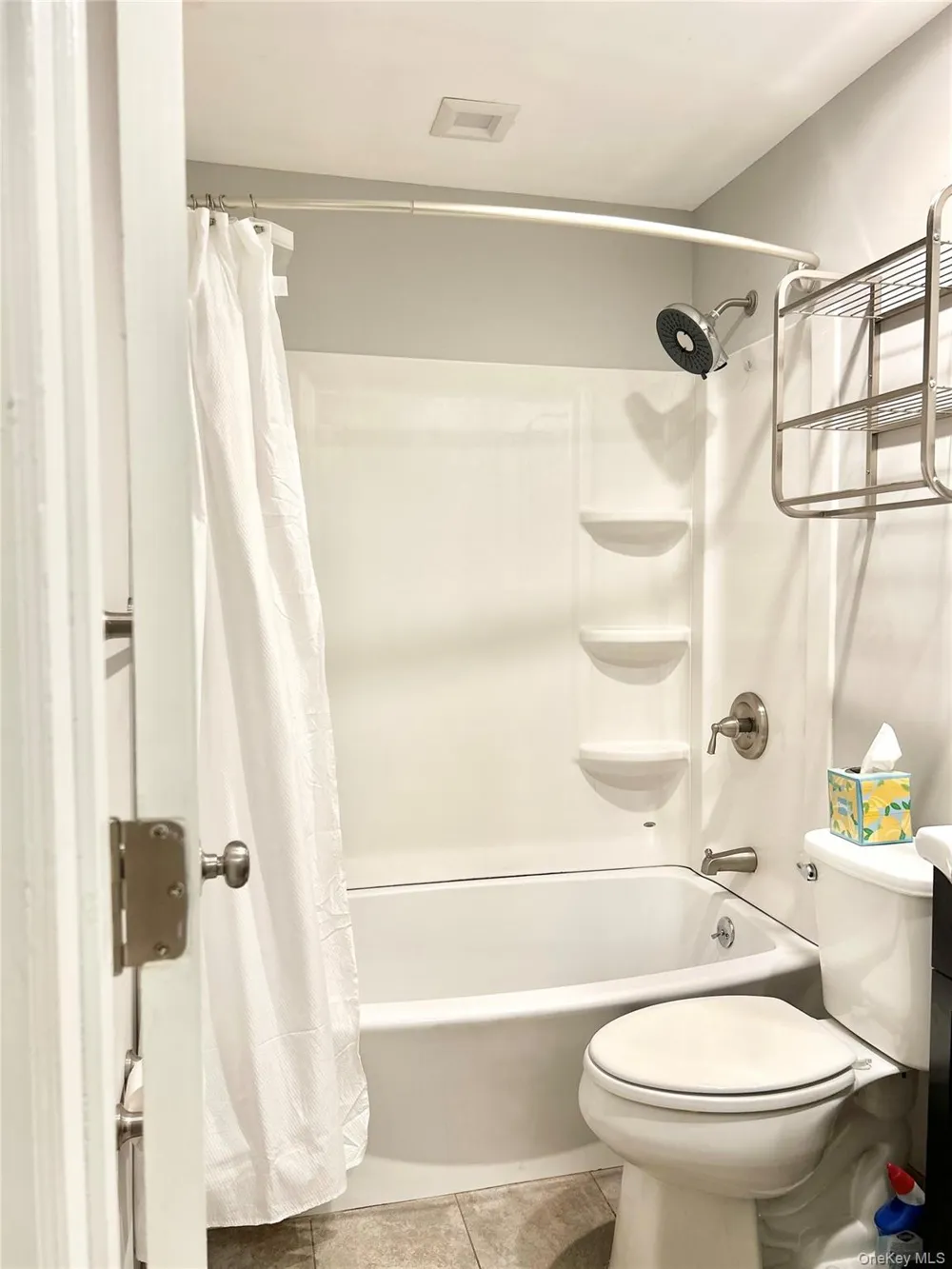 325 Mclean Avenue #15 Yonkers, NY 10705