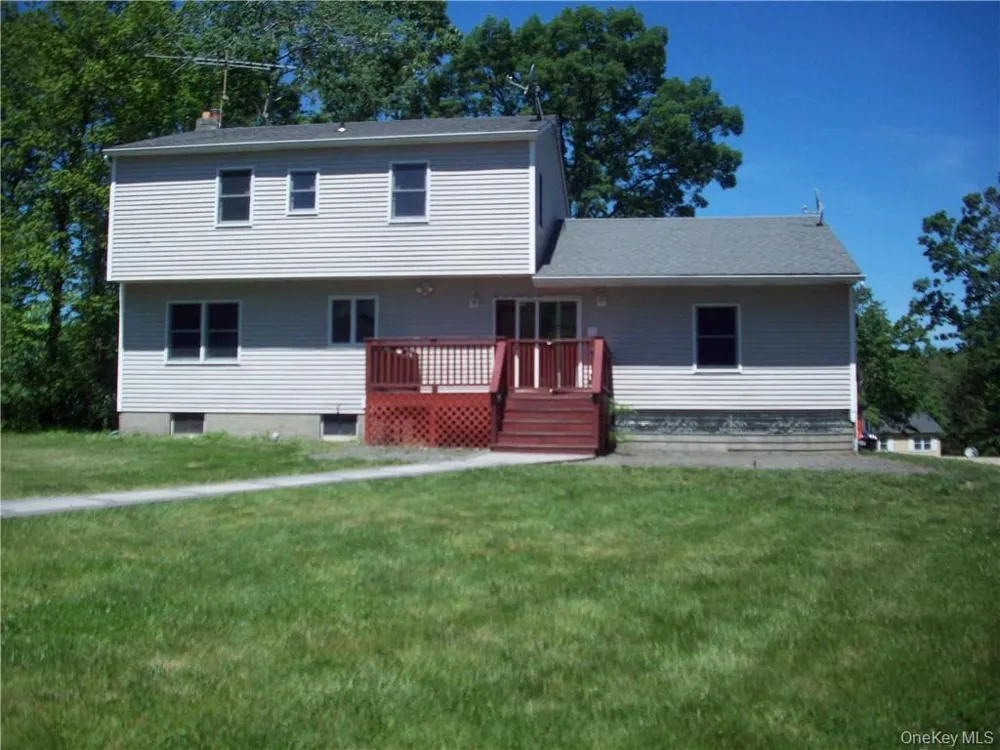 6 Regent Drive Hopewell Junction, NY 12533