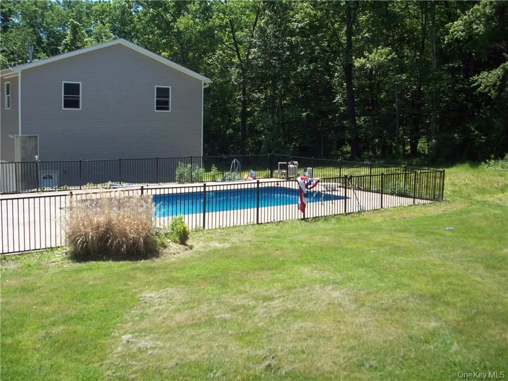 6 Regent Drive Hopewell Junction, NY 12533