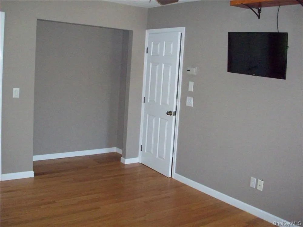 6 Regent Drive Hopewell Junction, NY 12533