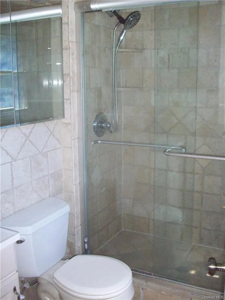 6 Regent Drive Hopewell Junction, NY 12533